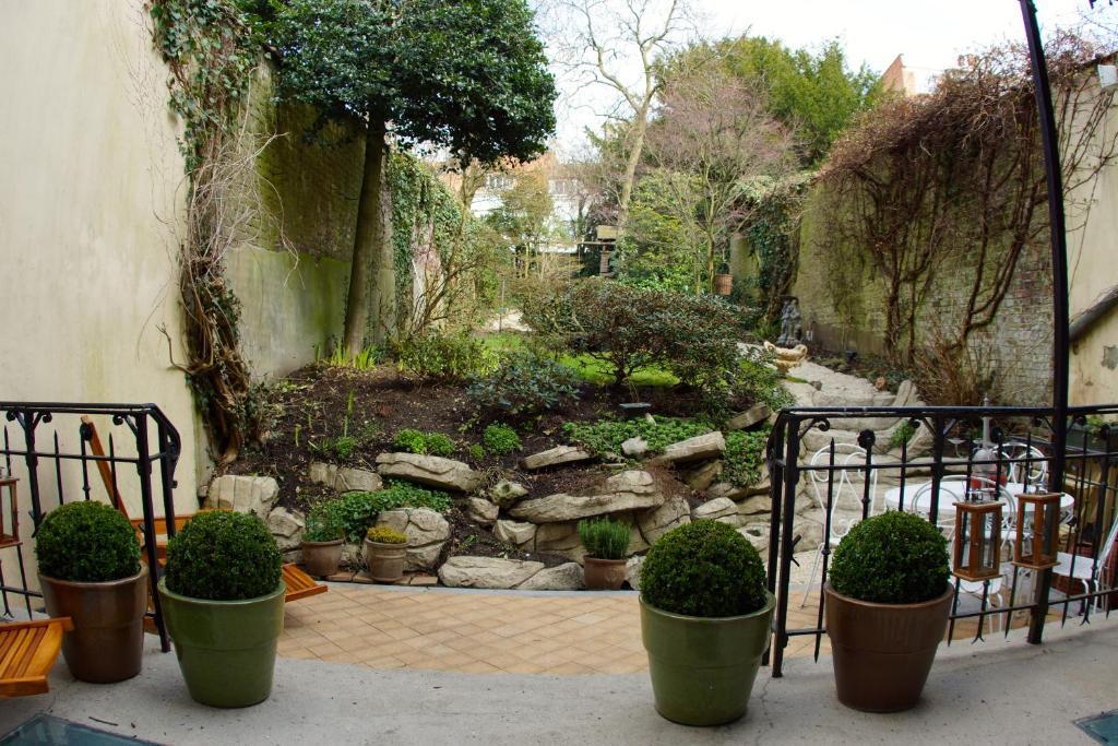 B&B Villa Leopoldine Brussels Guesthouse Ixelles Rom bilde